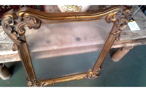 CADRE DORE STYLE LOUIS XV