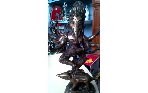 STATUE BRONZE