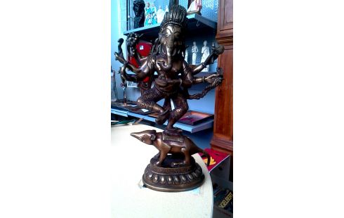 STATUE BRONZE