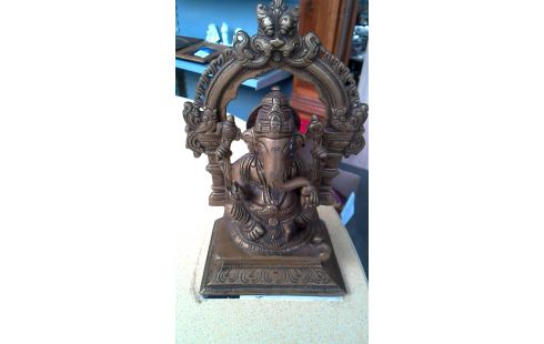 STATUE BRONZE