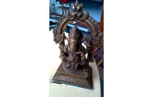 STATUE BRONZE