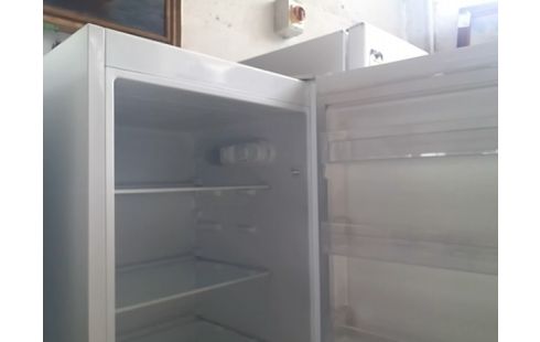 REFRIGERATEUR CONGELATEUR VALBERG 183L+84L