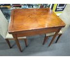 TABLE DE JEU MARQUETÉE