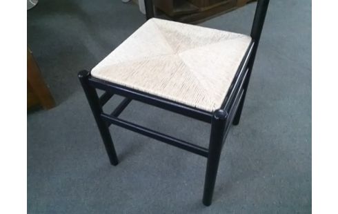 CHAISE NOIRE PAILLEE style Italie 1970