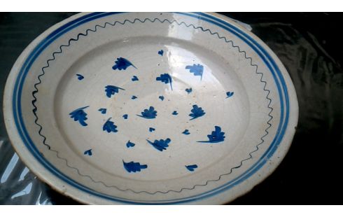 ASSIETTE MOUSTIERS BLANCHE BLEUE
