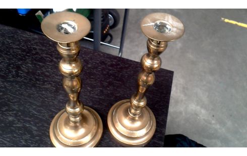 KANDELAAR ROND OUD
