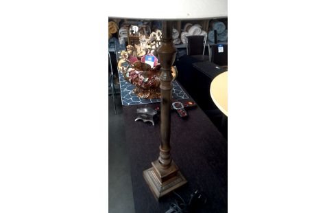 STEHLAMPE GROSSER KUPFER