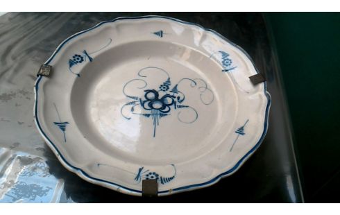 ASSIETTE ANCIEN BLANCHE BLEUE