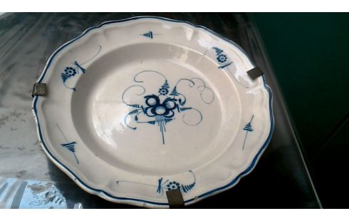 ASSIETTE ANCIEN BLANCHE BLEUE