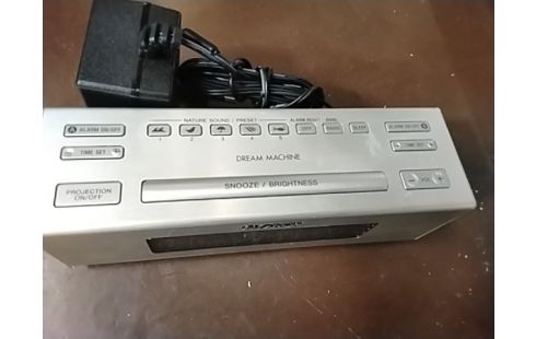RADIO REVEIL SONY