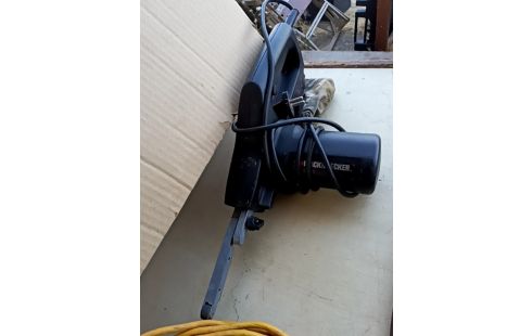 PONCEUSE BLACK ET DECKER