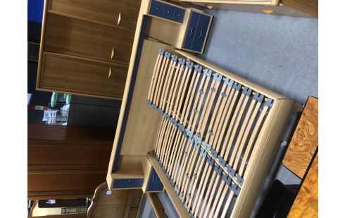 LIT 160X200 SOMMIER REGLABLE + CHEVETS INTEGRE