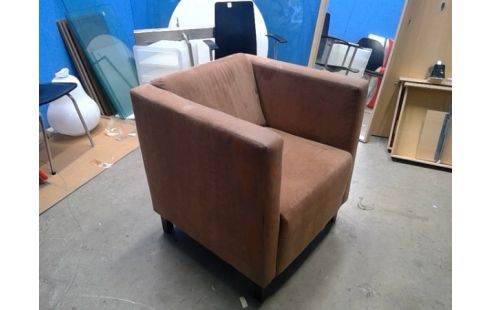 ZETEL IN RIBFLUWEEL , EENZIT
