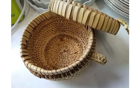 BOITE RONDE AVEC COUVERCLE