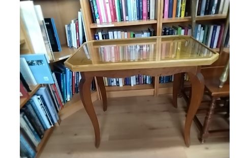 TABLE APPOINT