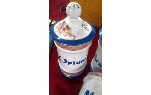 KRUIDENPOT LOT VAN