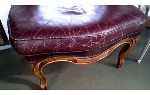 REPOSE PIED BRETON BORDEAUX CUIR