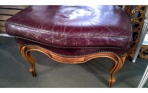 REPOSE PIED BRETON BORDEAUX CUIR