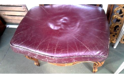 REPOSE PIED BRETON BORDEAUX CUIR