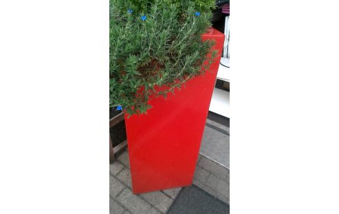 MACETERO GRANDE ALTO POLIÉSTER ROJO