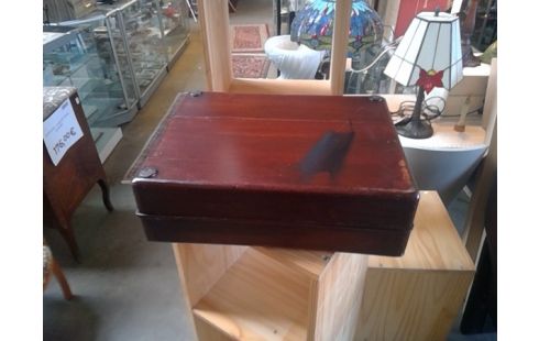 BACKGAMMON HOUT