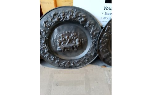 PLATEAU DÉCO METAL REPOUSSÉ