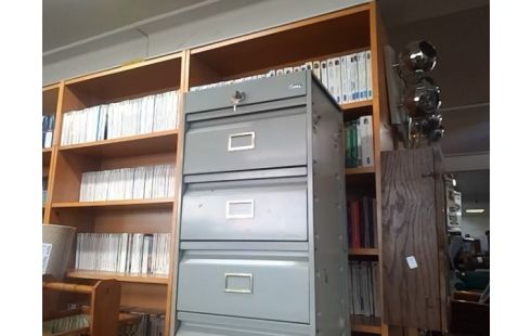 COLONNE METAL 10T AVEC CLEFS