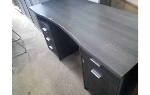 BUREAU GRIS 4T 1P (QLQS USURE)