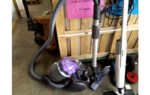 ASPIRATEUR DYSON  + ACCÈS RSV2