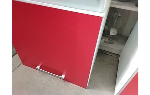 MEUBLE DE CUISINE A SUSPENDRE