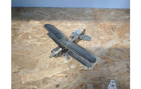 BRIQUET AVION