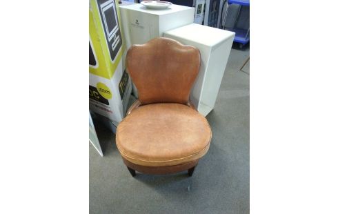 FAUTEUIL ESPRIT CUIR VIEILLI