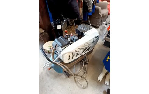 COMPRESSEUR FONCTIONNEL À RÉVISER + ACC RSV2