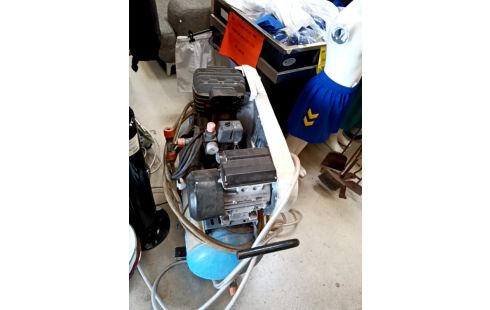 COMPRESSEUR FONCTIONNEL À RÉVISER + ACC RSV2