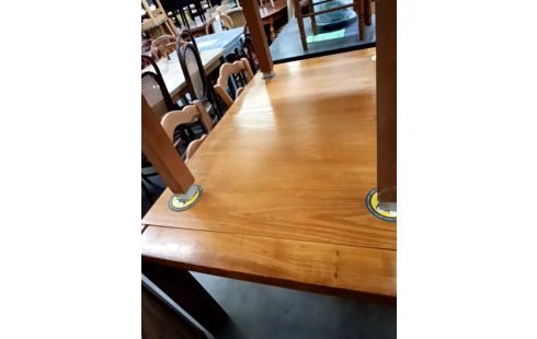 TABLE ORME CLAIR