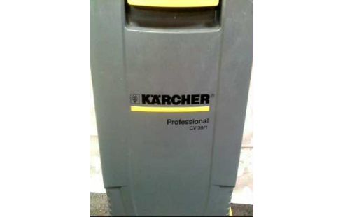 TEPPICHBÜRSTSAUGER <KÄRCHER> CV 30/1