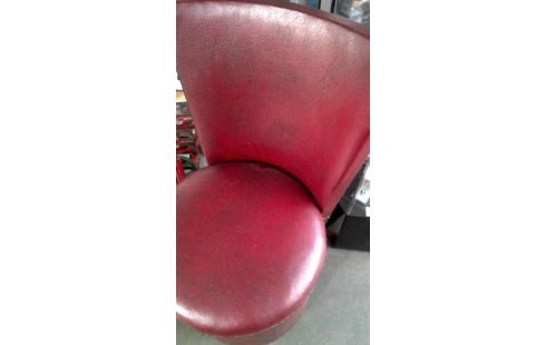 STOEL BIJZETSTOEL VINTAGE ROOD SIMILI