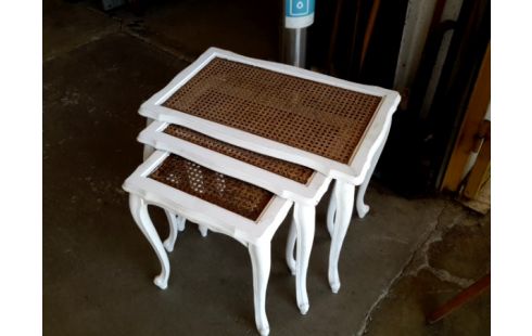 TABLE GIGOGNE CANNAGE LE LOT DE 3