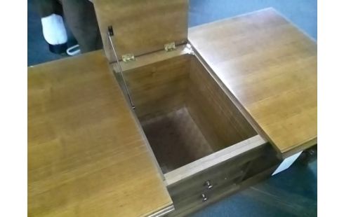 TABLE BASSE AVEC RANGEMENT