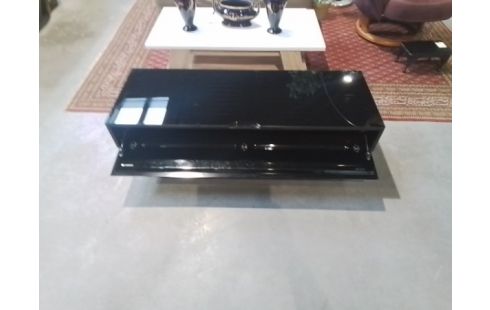 TABLE TV NOIRE LAQUÉE NORSTONE KAHLM