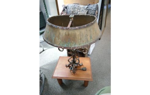 LAMPE FER FORGE