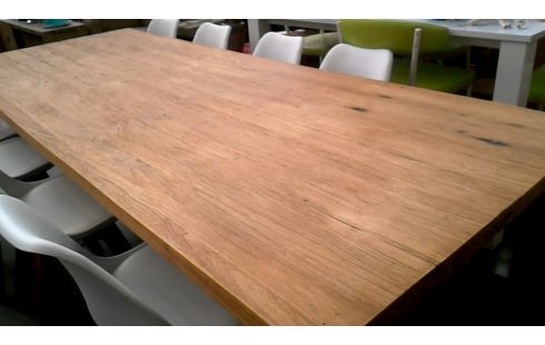 MESA DE COMEDOR TECA MACIZO