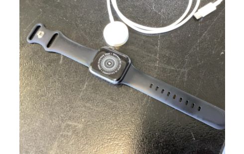 MONTRE APPLE WATCH SÉRIE 6 40MM