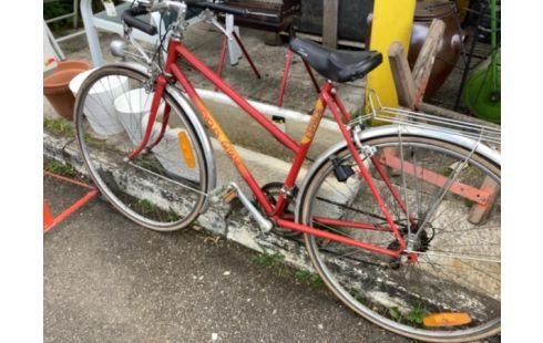 VELO DE FEMME GITANE FEMME ROUGE