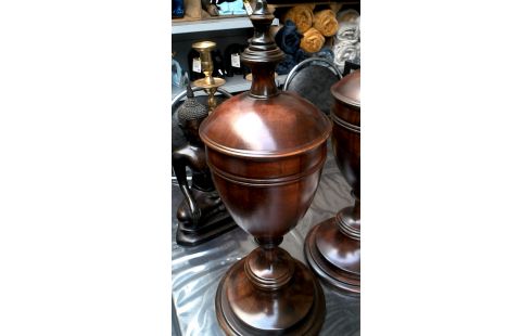 DECO-OBJECT HOUT LOT