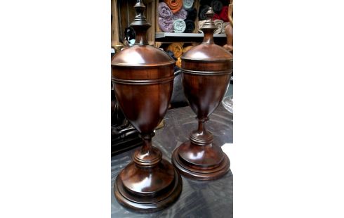 DECO-OBJECT HOUT LOT
