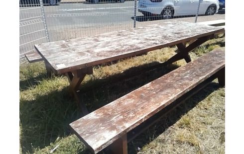 TABLE D'EXTERIEUR AVEC BANC BOIS