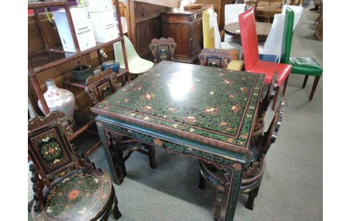 TABLE 6 CHAISES CHINOIS