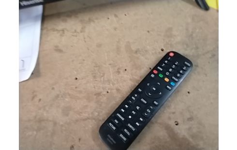 TELEVISEUR HISENSE 80CM TNT HDMI TDE