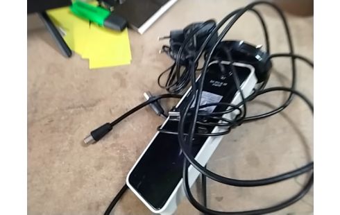 TELEVISEUR HISENSE 80CM TNT HDMI TDE